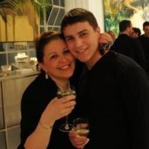 Meet your Posher, Nena